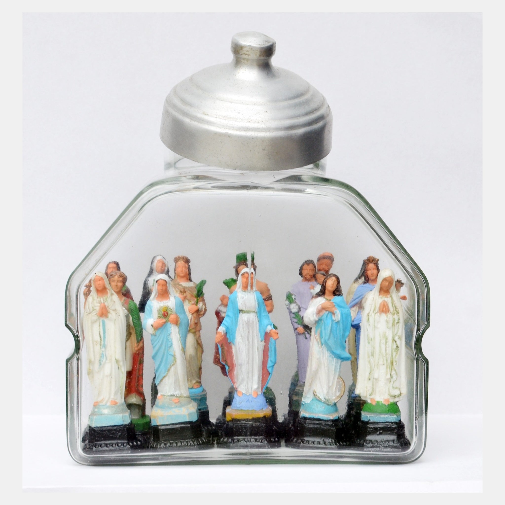 Inviolables by Rosindo Torres, 2024